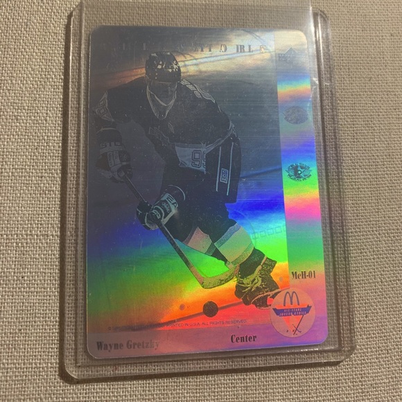 Wayne Gretzky Promotional McDonalds Card - Picture 1 of 2
